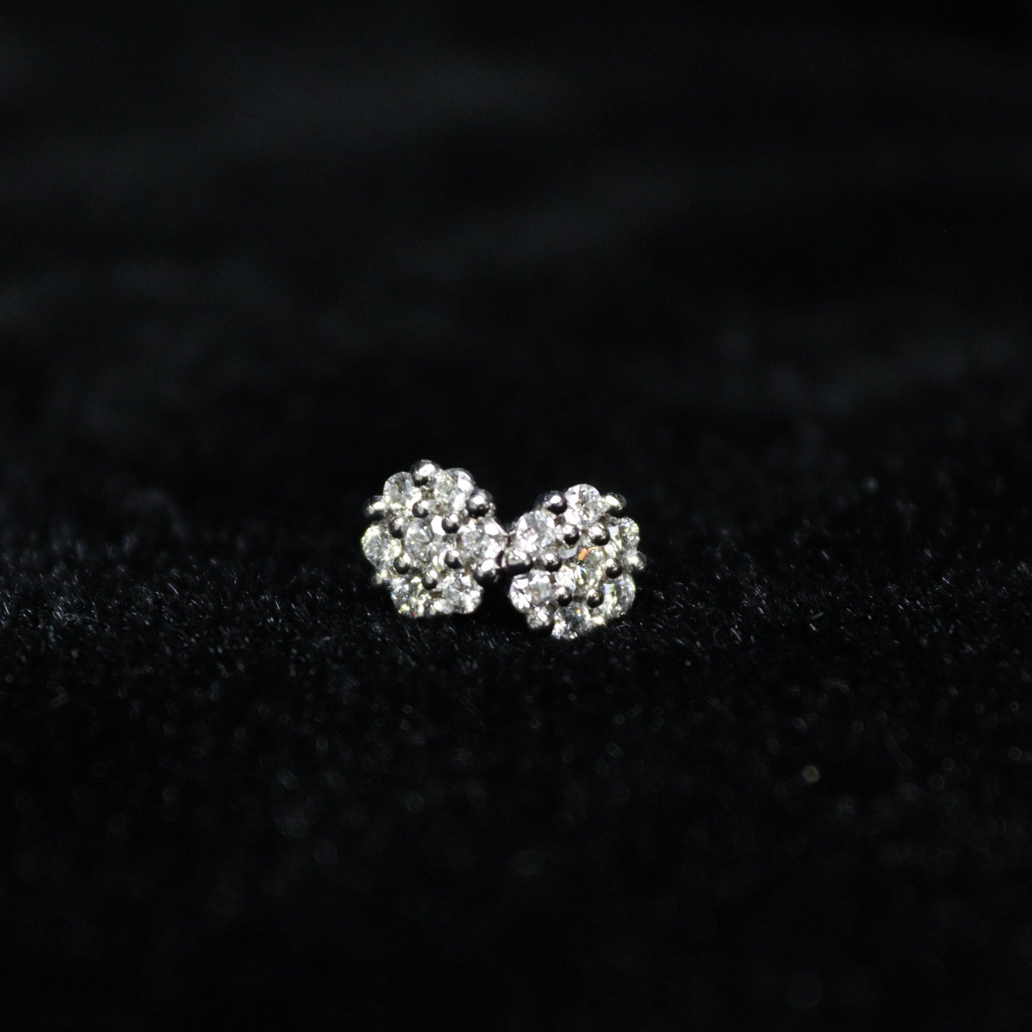 Small Flower Diamond Earring - XIGEMS