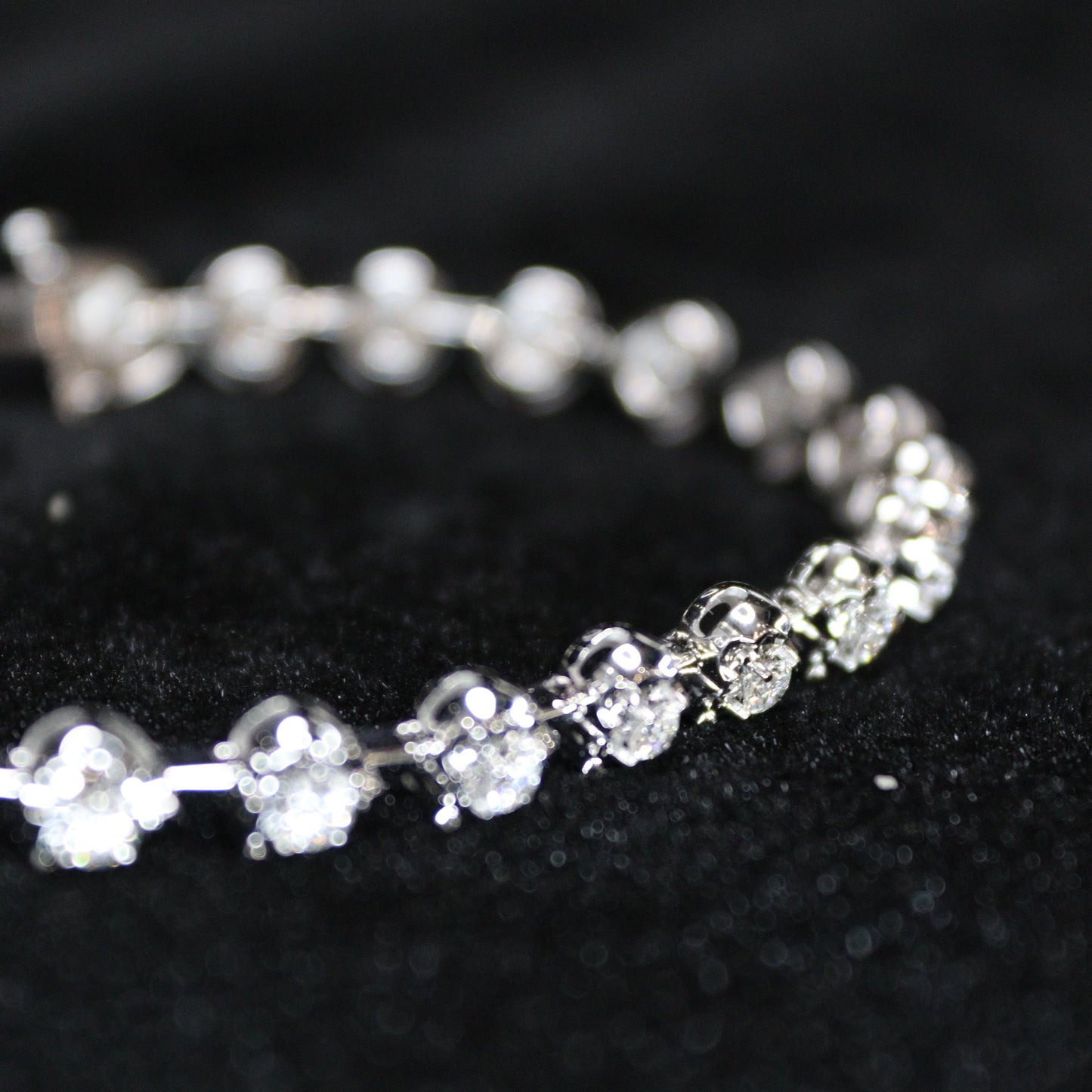 1.87CT WG Heart Diamond Bracelet - XIGEMS 