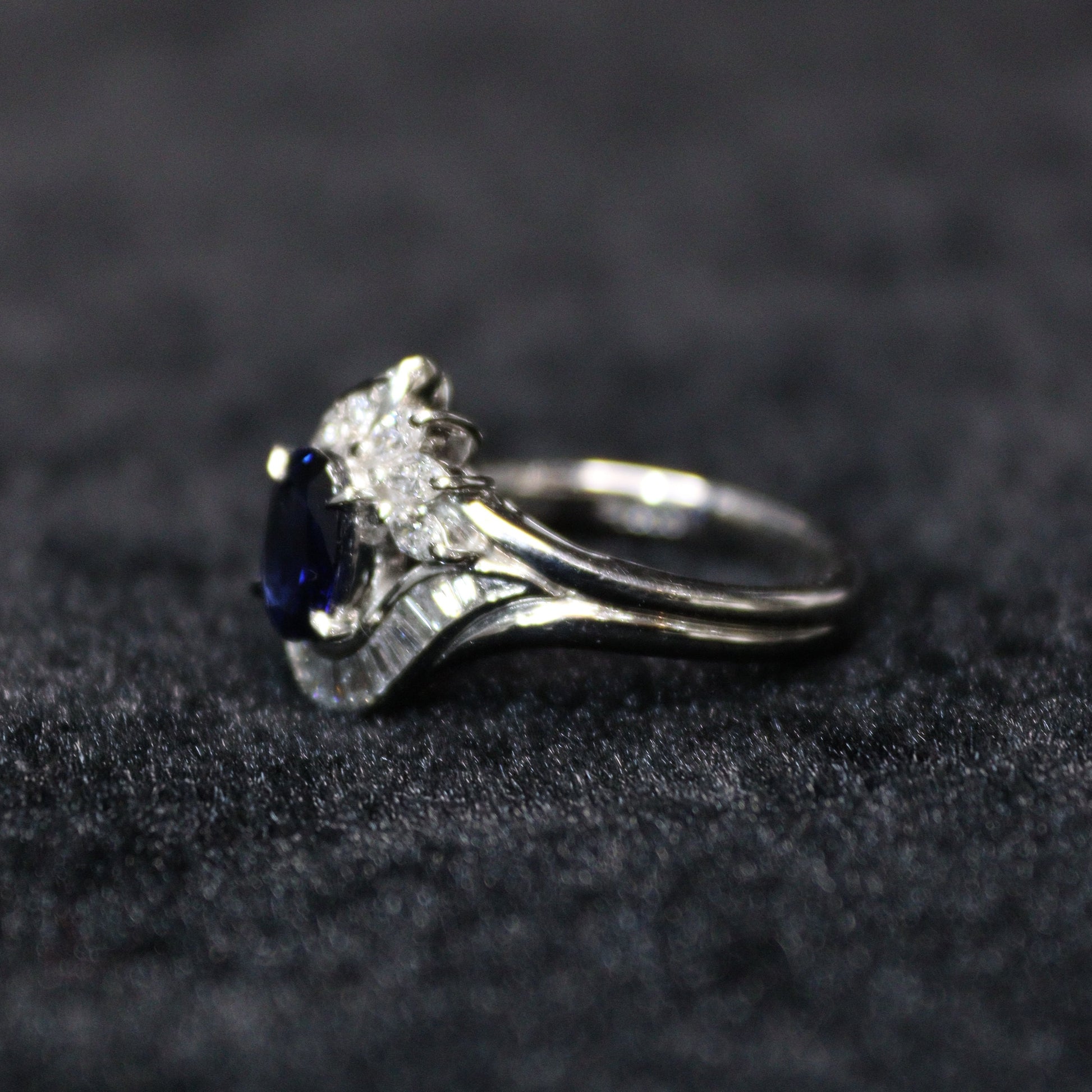 1 CT Sapphire Ring - XIGEMS 