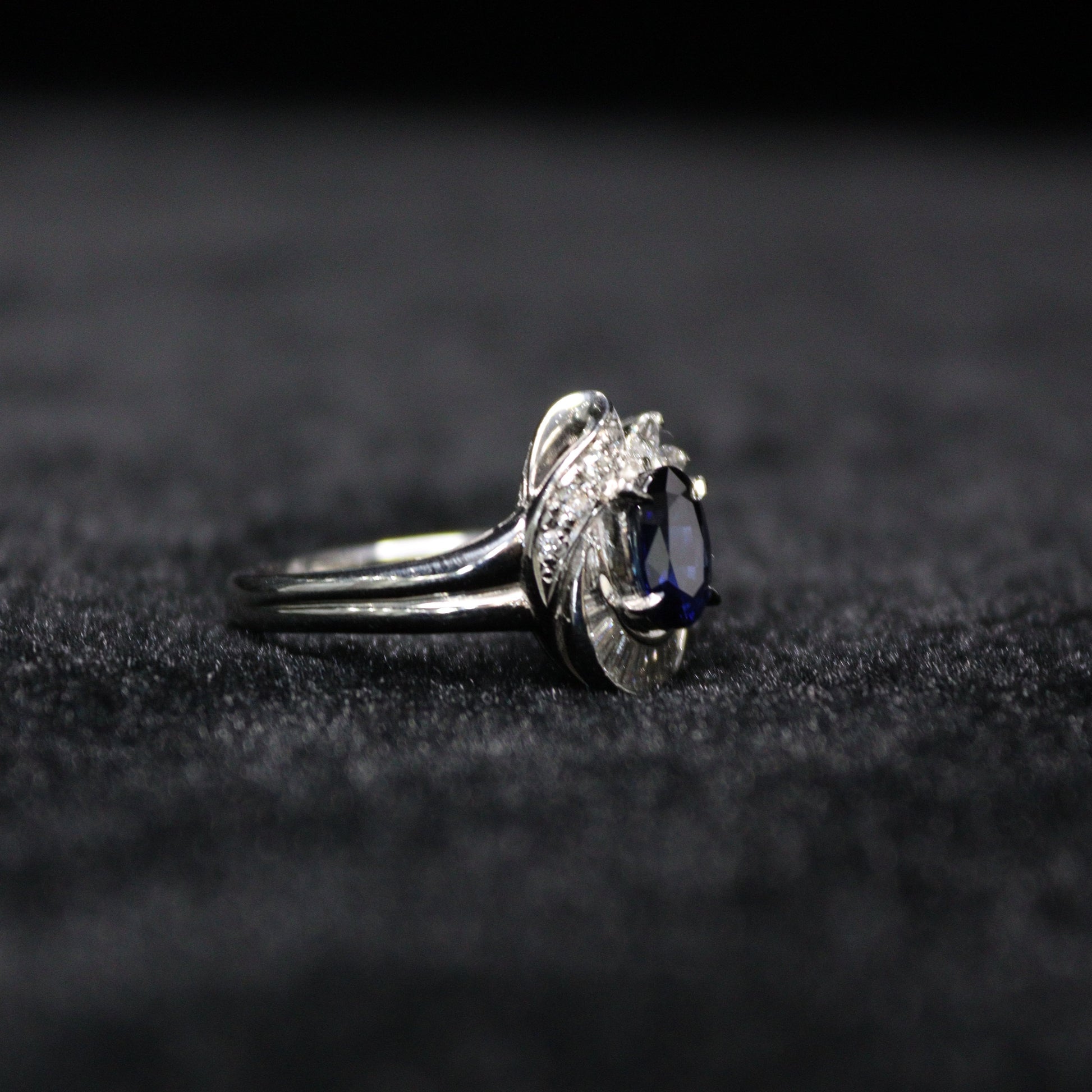 1 CT Sapphire Ring - XIGEMS 