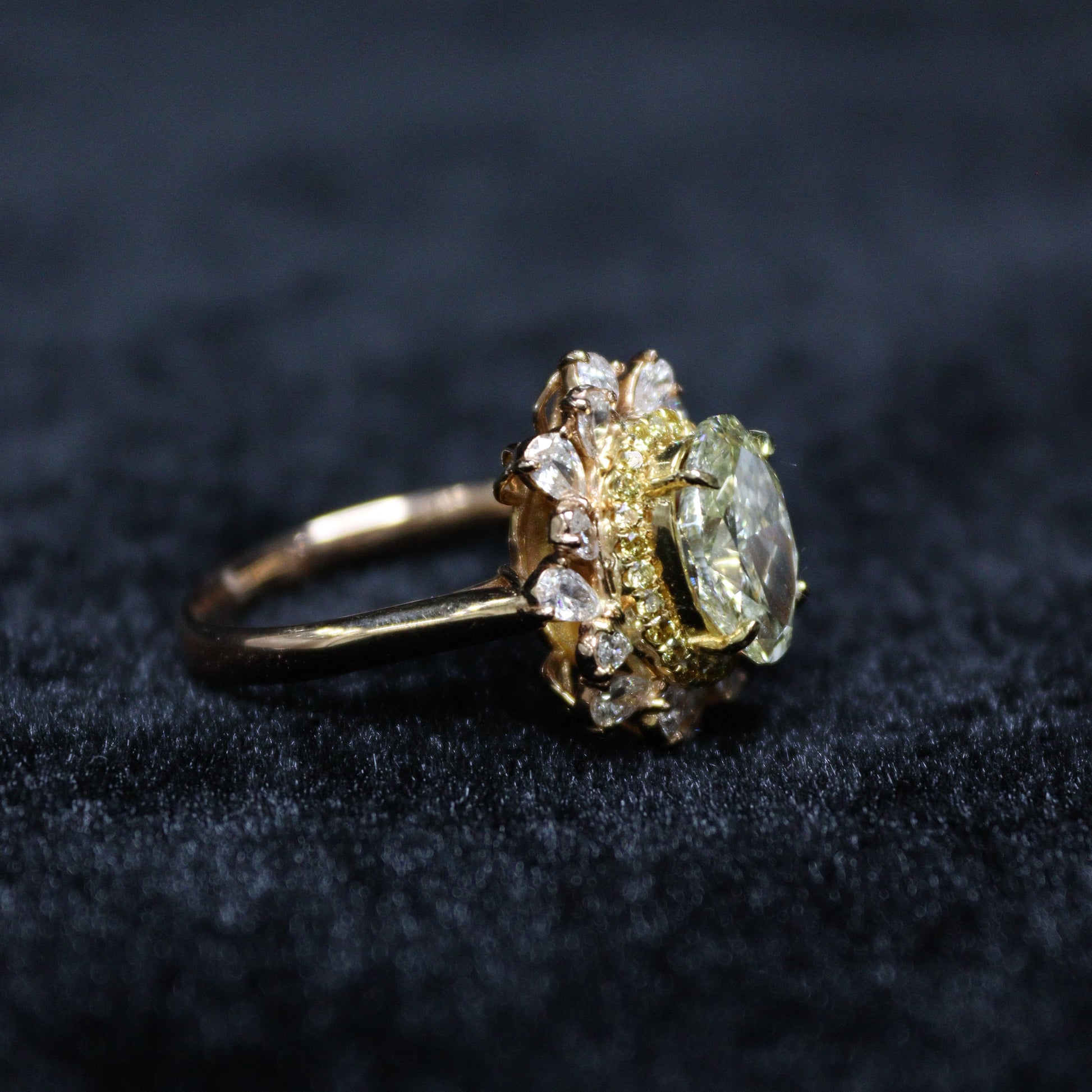 2CT Yellow Oval Cut Diamond Ring - XIGEMS 