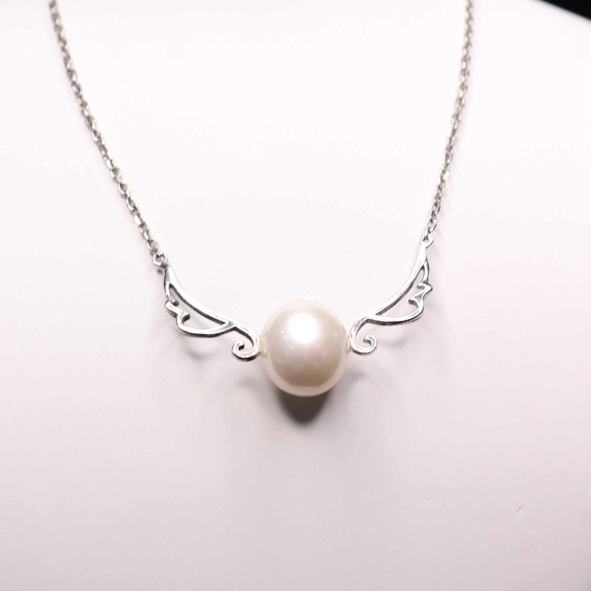 12MM Oval Fresh Water Pearl Necklace - XIGEMS 