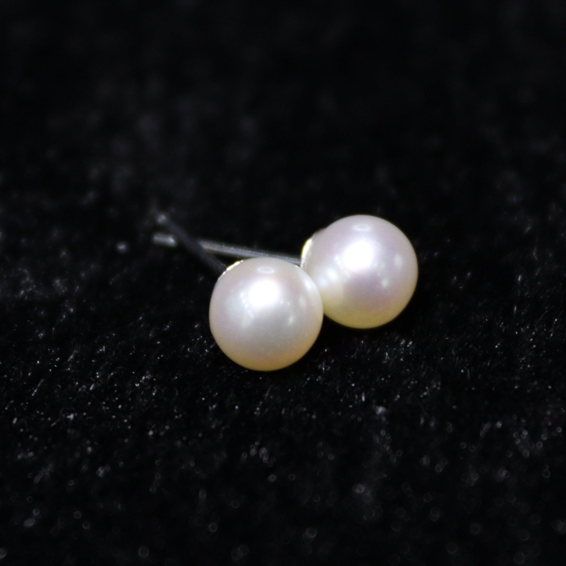 5-6MM Round Freshwater Pearl Earring Studs - XIGEMS 