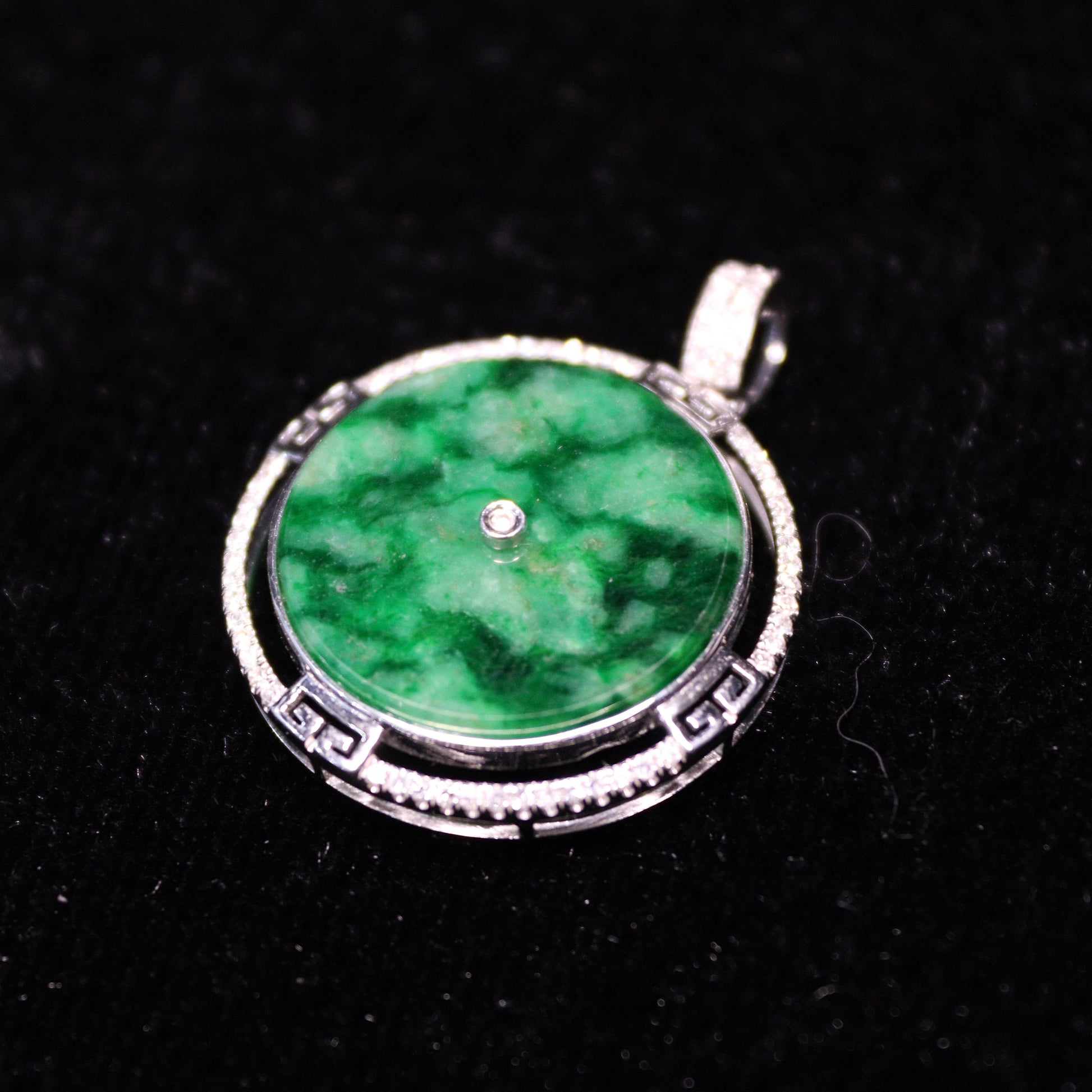 Dark Green Circle Jade Pendant - XIGEMS 