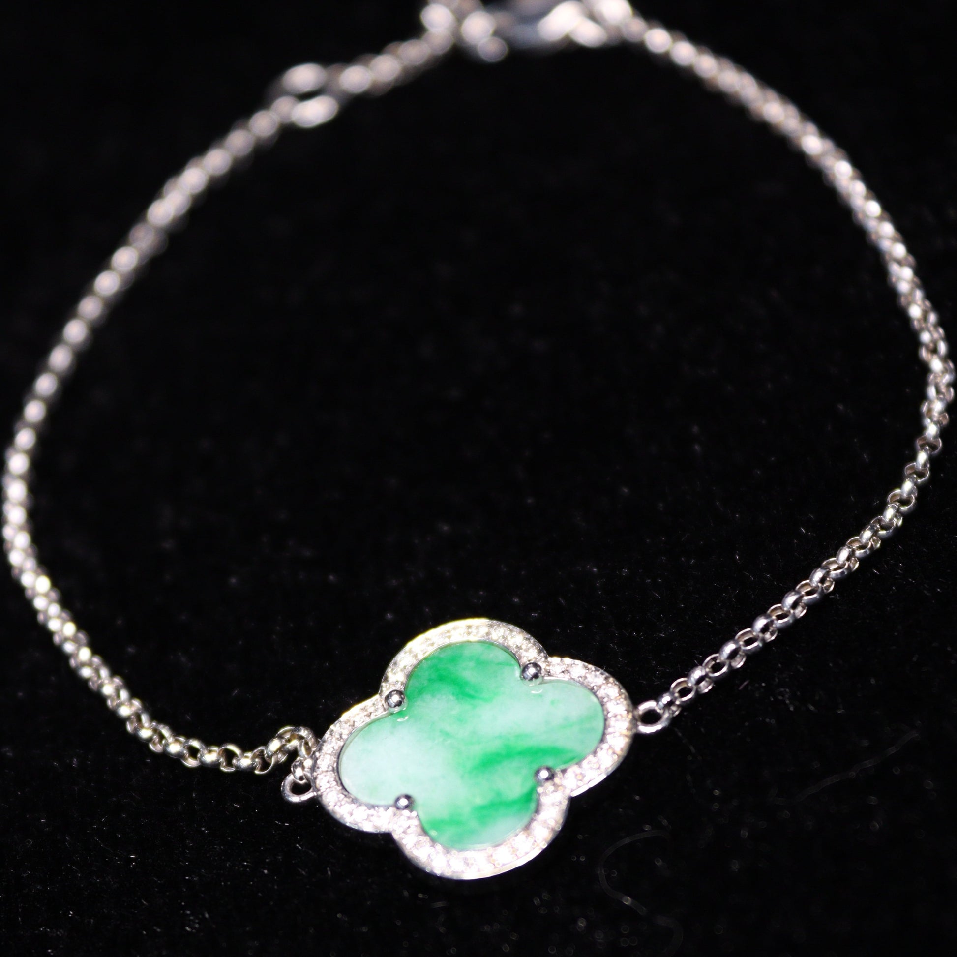 Copy of Clover Light Jade Bracelet - XIGEMS 