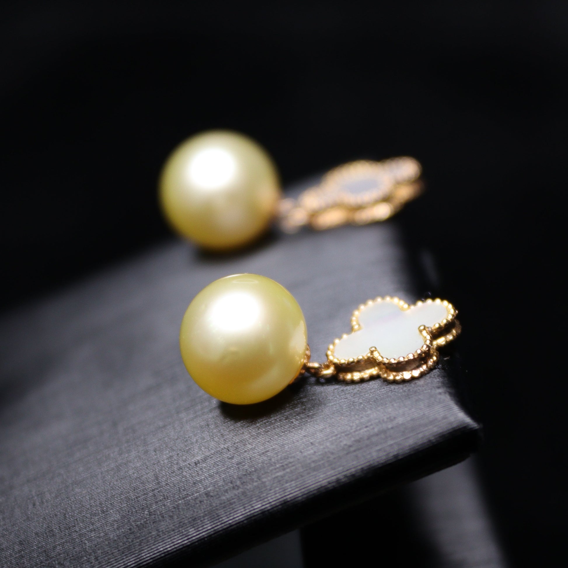 8MM Clover Cream Yellow Japanese Pearl Earring - XIGEMS 