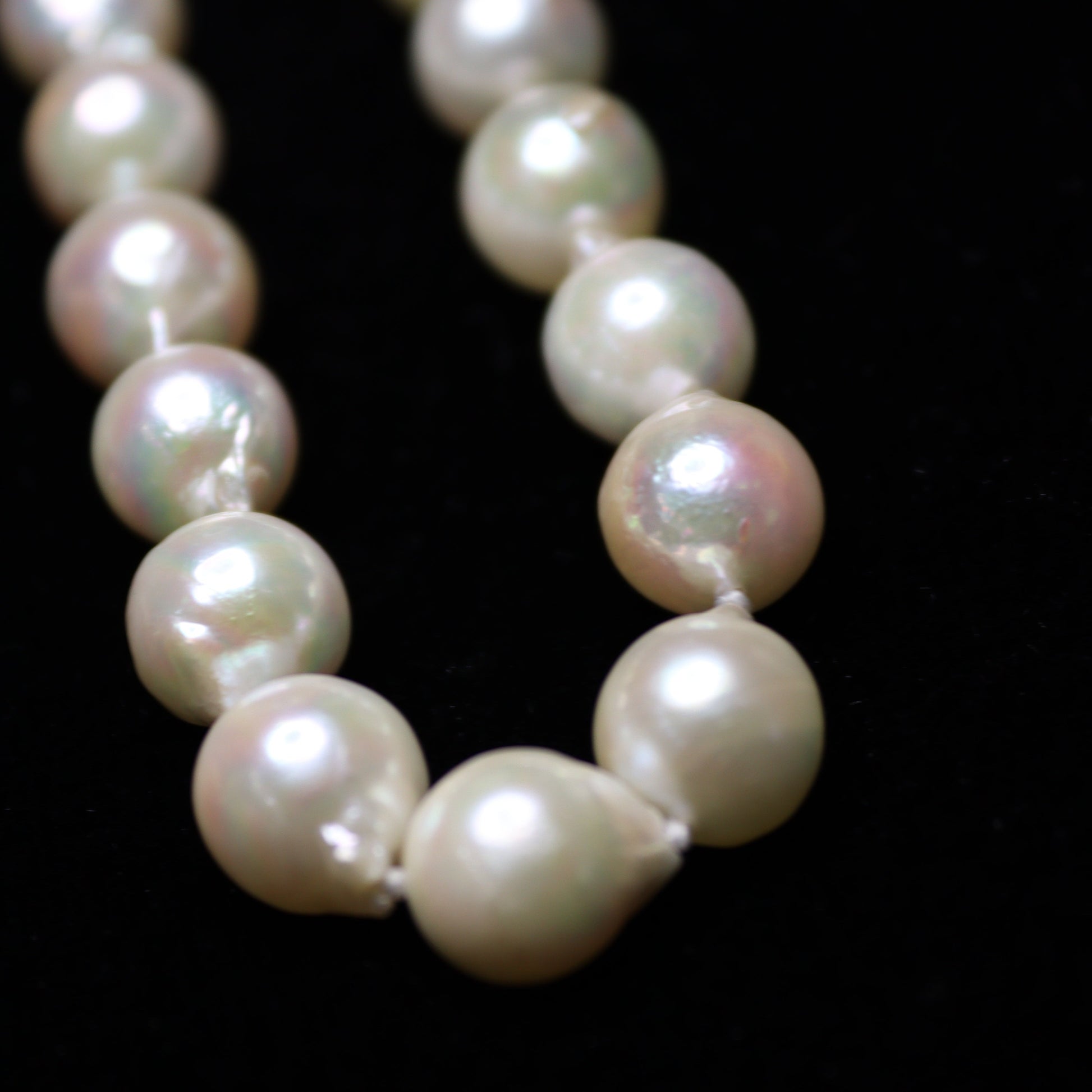 8MM White Baroque Akoya Japanese Pearl Necklace - XIGEMS 