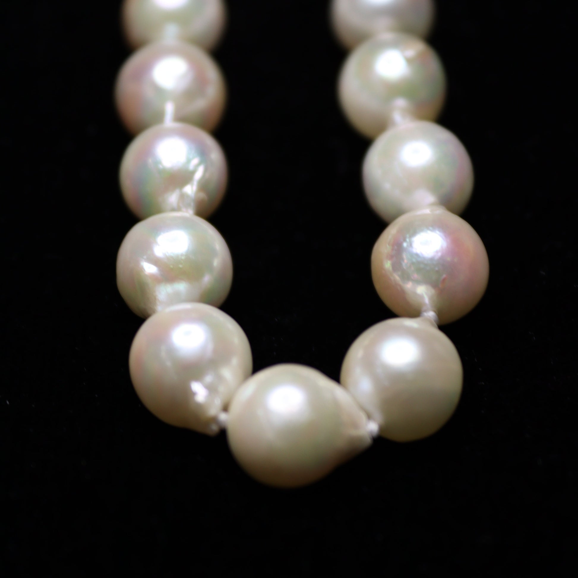 8MM White Baroque Akoya Japanese Pearl Necklace - XIGEMS 