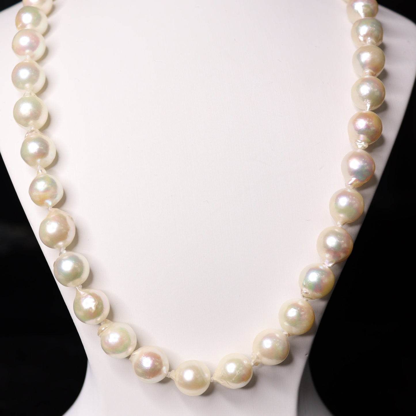 8MM White Baroque Akoya Japanese Pearl Necklace - XIGEMS 