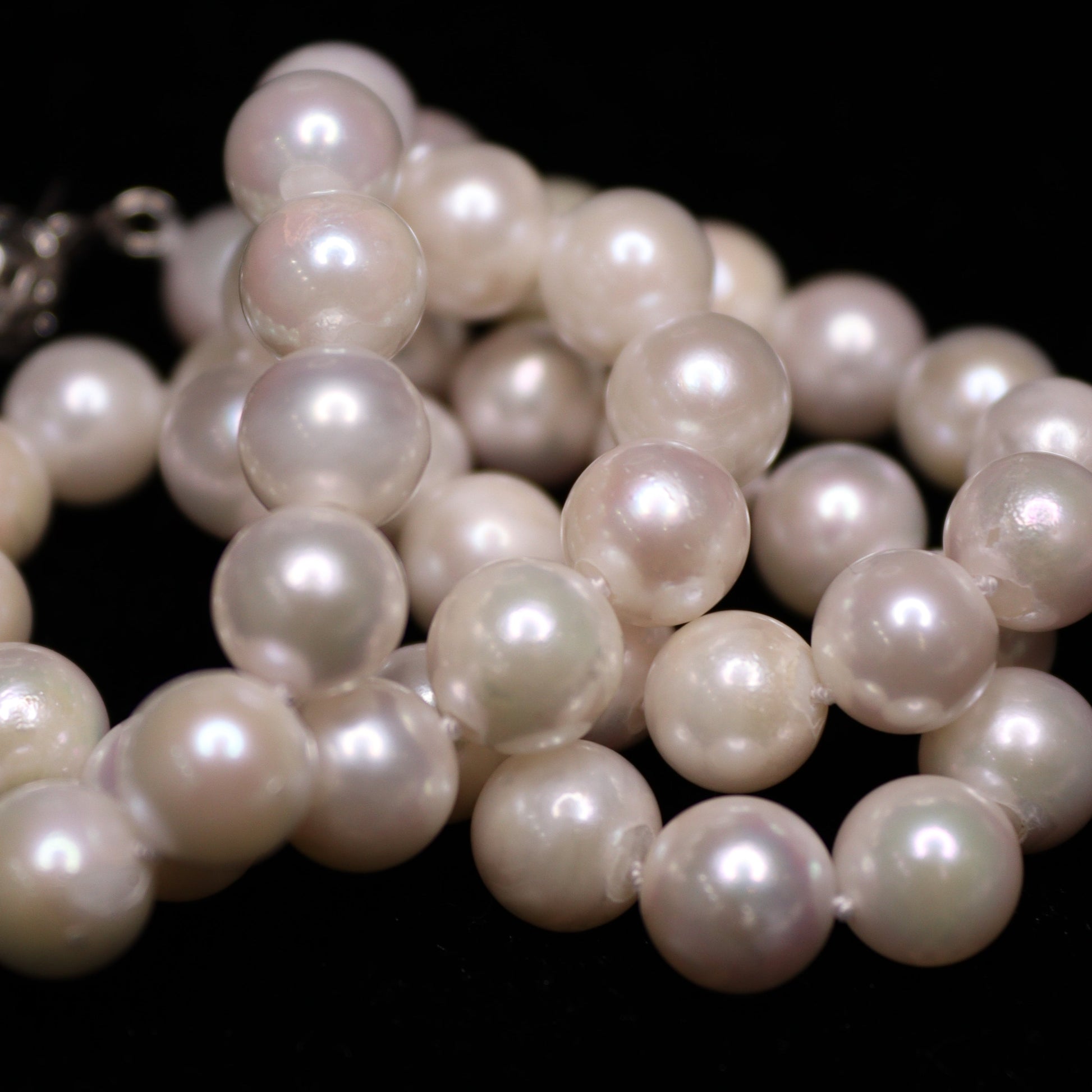 8MM White Round Akoya Japanese Pearl Necklace - XIGEMS 