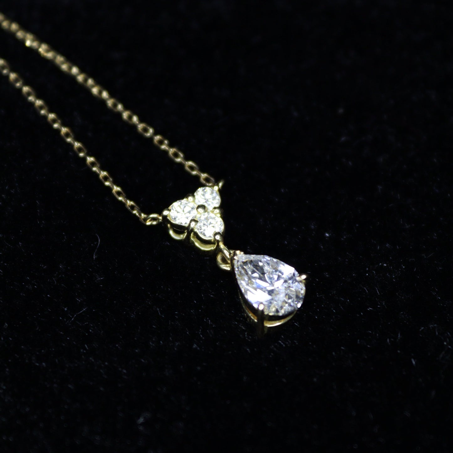 1.01 CT Pear Diamond Pendant w/Necklace - XIGEMS 