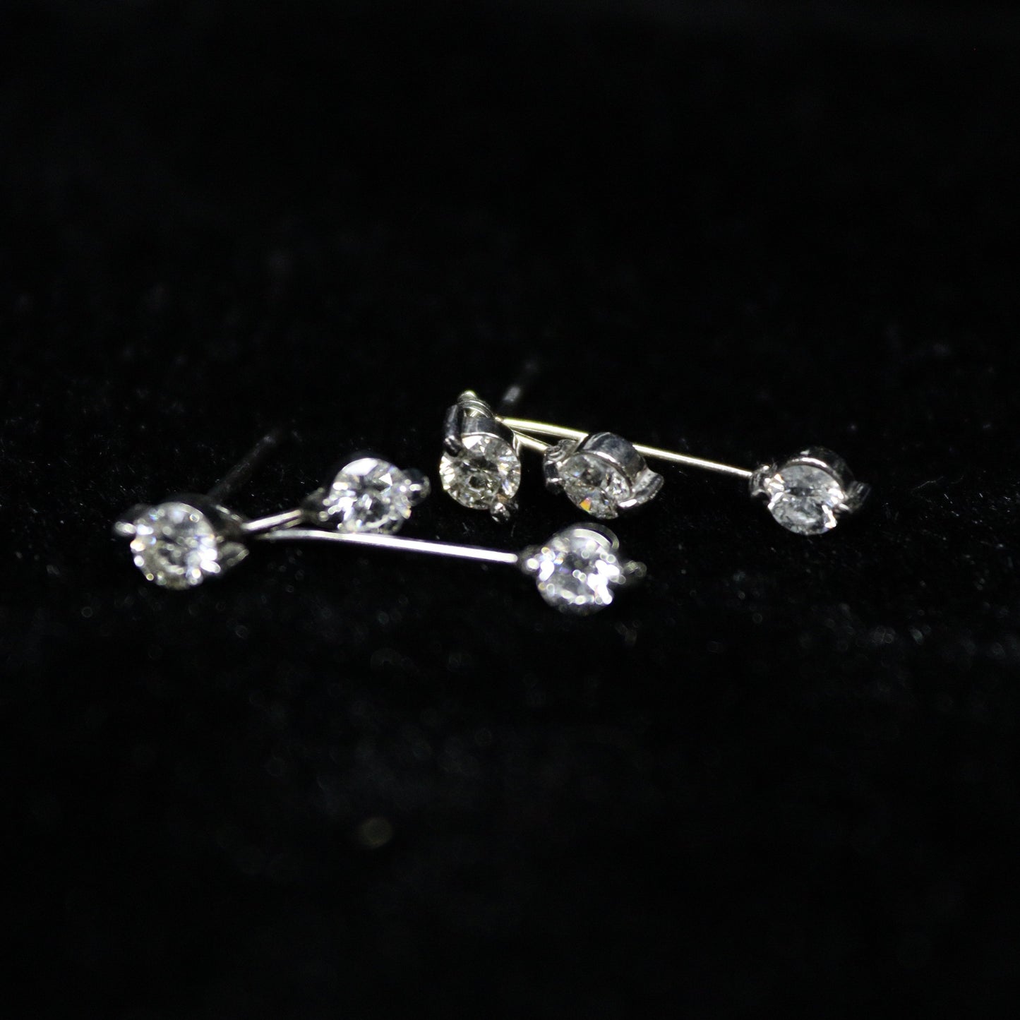 0.4CT Small Droplet Diamond Earring - XIGEMS 